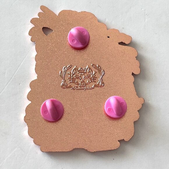 Inuyasha Fantasy Enamel Pin Lapel Anime-Inspired Art Piece - Picture 3 of 3